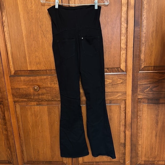 High-Waisted Black Flare Jeans - Picture 1 of 8